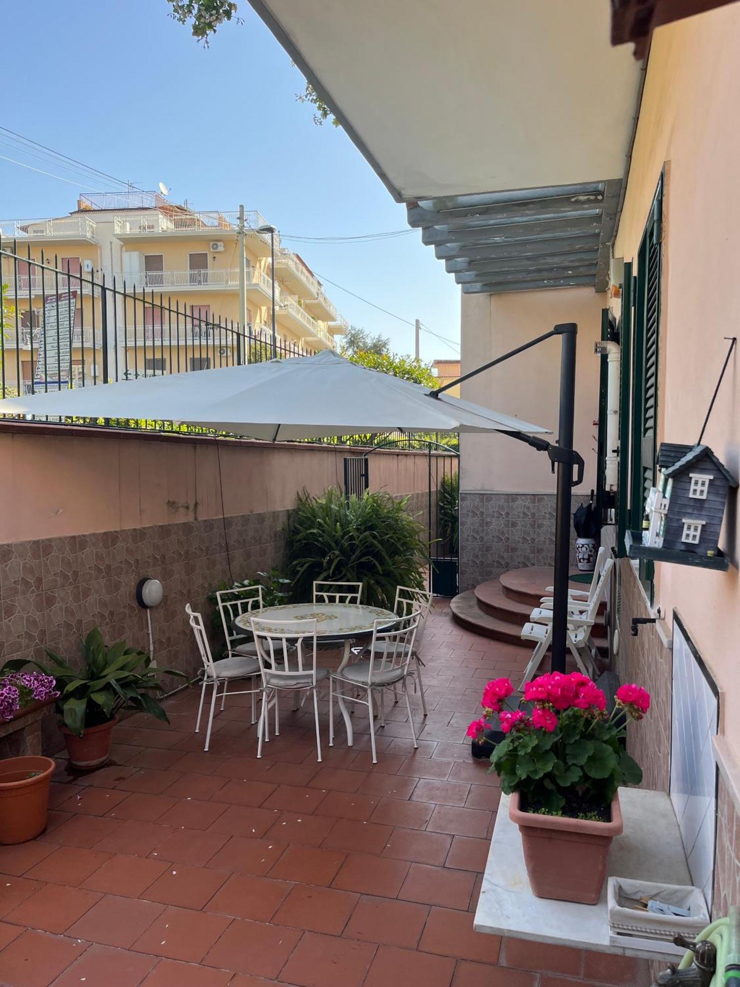 Casa Vacanze Il Gatto Rosso 泰卡斯 外观 照片