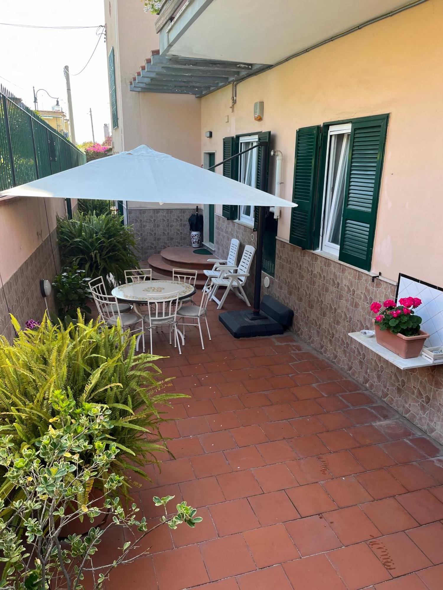 Casa Vacanze Il Gatto Rosso 泰卡斯 外观 照片